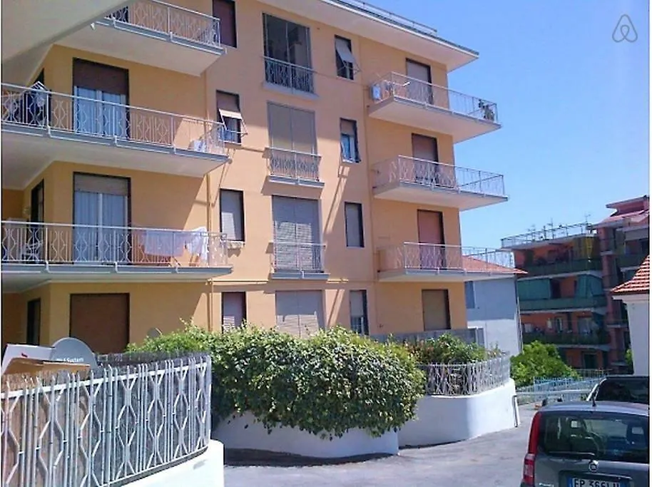 Traversa Di Via Castelletti, 37 Apartment Taggia